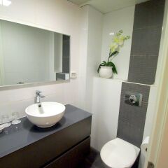 Sea Land Suites Израиль, Тель-Авив - 11 отзывов об отеле, цены и фото номеров - забронировать отель Sea Land Suites онлайн ванная фото 2