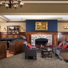 Отель Huntingdon Manor Hotel Канада, Виктория - отзывы, цены и фото номеров - забронировать отель Huntingdon Manor Hotel онлайн гостиничный бар