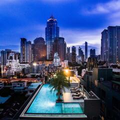 Surestay Plus Hotel By Best Western Sukhumvit 2 Бангкок балкон