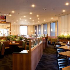 Отель Sandman Hotel & Suites Calgary South Канада, Калгари - отзывы, цены и фото номеров - забронировать отель Sandman Hotel & Suites Calgary South онлайн помещение для мероприятий фото 2