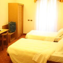 Hotel Augustus комната для гостей