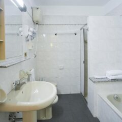 Отель Zanhotel Tre Vecchi Болонья ванная