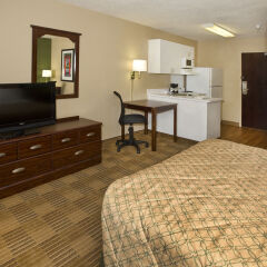 Отель Extended Stay America Santa Barbara - Calle Real удобства в номере