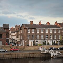 Отель The Riverside York балкон