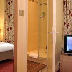 Отель Best Western Hotel De Verdun Франция, Лион - отзывы, цены и фото номеров - забронировать отель Best Western Hotel De Verdun онлайн удобства в номере фото 2