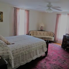 The Rosemont Inn in New Milford, United States of America from 278$, photos, reviews - zenhotels.com guestroom photo 2