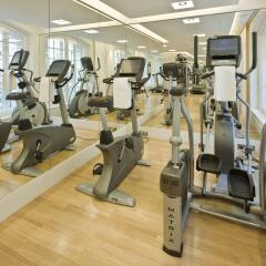 Hotel Le Bristol Paris фитнесс-зал