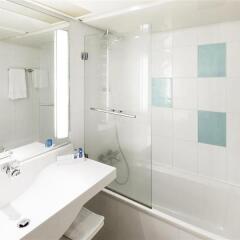 Отель Novotel Birmingham Airport ванная
