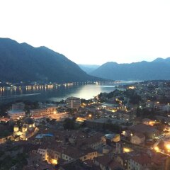 Отель Hostel Old Town Kotor Черногория, Котор - отзывы, цены и фото номеров - забронировать отель Hostel Old Town Kotor онлайн приотельная территория