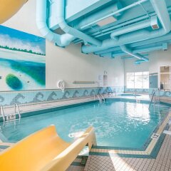 Отель Comfort Inn & Suites South Канада, Калгари - отзывы, цены и фото номеров - забронировать отель Comfort Inn & Suites South онлайн бассейн фото 3
