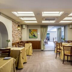 Отель Ratonda Centrum Hotel Литва, Вильнюс - 6 отзывов об отеле, цены и фото номеров - забронировать отель Ratonda Centrum Hotel онлайн питание фото 3