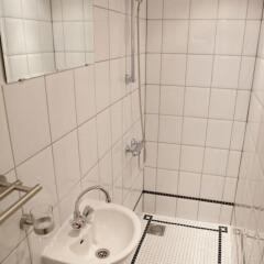Отель The Eelhouse B&B ванная фото 2