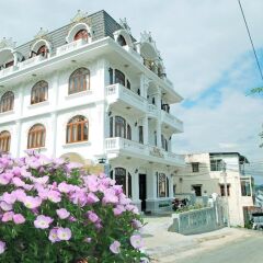 Dinh Loan Hotel Далат вид на фасад