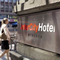 Отель Intercityhotel Munchen Мюнхен городской автобус