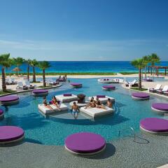 Отель Breathless Riviera Cancun Resort & Spa, Adults Only бассейн
