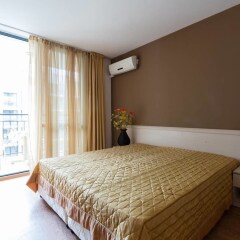 Апартаменты Studio with Balcony & Pool View комната для гостей фото 4