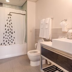 Отель Wilshire Condos By Barsala Лос-Анджелес ванная