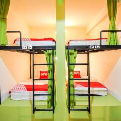 All Day Hostel Бангкок бассейн