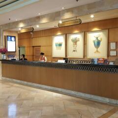 The Royal City Hotel интерьер отеля фото 3