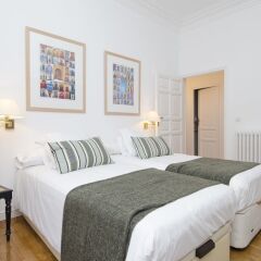 Отель Apartamento Paseo del Prado II Мадрид комната для гостей фото 3