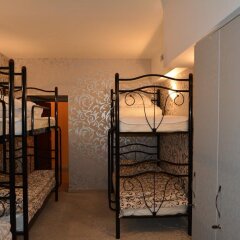 Hostel Holiday Host спа