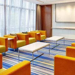 Отель Aloft Guangzhou Tianhe с домашними животными