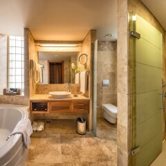 Gloria Serenity Resort Турция, Белек - 3 отзыва об отеле, цены и фото номеров - забронировать отель Gloria Serenity Resort - All Inclusive онлайн ванная фото 2