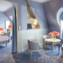 Hotel Rochester Champs Elysees в номере фото 2