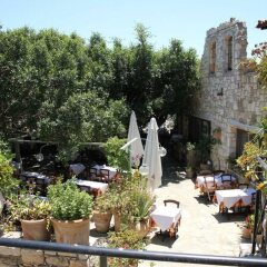 Отель Arolithos Traditional Cretan Village Греция, Малевизи - отзывы, цены и фото номеров - забронировать отель Arolithos Traditional Cretan Village онлайн балкон