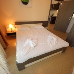 Апартаменты Menada Sunny Beach Plaza Apartments Солнечный берег комната для гостей