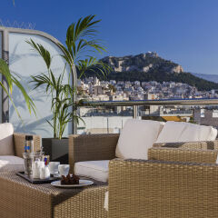 Отель Radisson Blu Park Hotel Athens Греция, Афины - 1 отзыв об отеле, цены и фото номеров - забронировать отель Radisson Blu Park Hotel Athens онлайн пляж фото 2