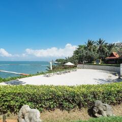 Отель Garden Cliff Resort and Spa Таиланд, Паттайя - отзывы, цены и фото номеров - забронировать отель Garden Cliff Resort and Spa онлайн пляж фото 2