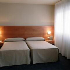 Hotel Silken Torre Garden комната для гостей фото 5