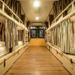 Bharani Hostel Бангкок фото 3