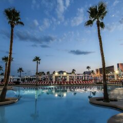 Отель Westgate Las Vegas Resort & Casino США, Лас-Вегас - 11 отзывов об отеле, цены и фото номеров - забронировать отель Westgate Las Vegas Resort & Casino онлайн бассейн