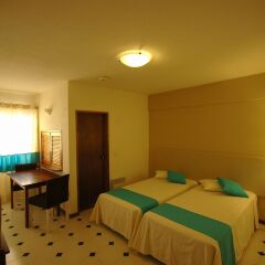 Отель Apartamentos Rio By Garvetur комната для гостей фото 3