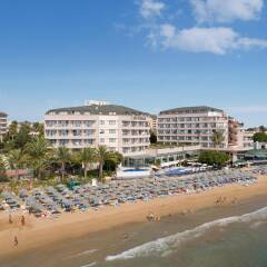Отель Aska Just In Beach – All Inclusive пляж