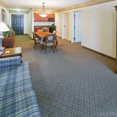 Country Inn & Suites by Radisson, Lewisburg, PA in Paxinos, United States of America from 165$, photos, reviews - zenhotels.com guestroom photo 2