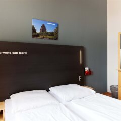 Отель A&o Leipzig Hauptbahnhof Лейпциг комната для гостей фото 3