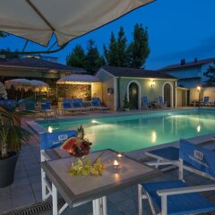 Hotel Sonne Римини бассейн