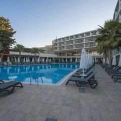 Отель Tui Sensimar Barut Andiz-All Inclusive-Adults Only бассейн