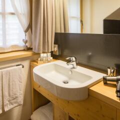 Hotel The Originals Borgo Eibn Mountain Lodge (ex Relais du Silence) Саурис ванная