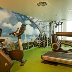 Отель Ramada Hotel & Conference Center München Messe Германия, Мюнхен - отзывы, цены и фото номеров - забронировать отель Ramada Hotel & Conference Center München Messe онлайн фитнесс-зал