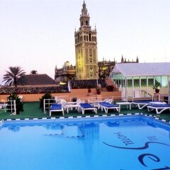 Отель Fontecruz Sevilla Seises Испания, Севилья - отзывы, цены и фото номеров - забронировать отель Fontecruz Sevilla Seises онлайн с домашними животными