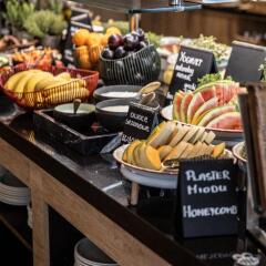 Отель Radisson Blu Hotel & Residences, Zakopane Польша, Закопане - 1 отзыв об отеле, цены и фото номеров - забронировать отель Radisson Blu Hotel & Residences, Zakopane онлайн питание фото 3