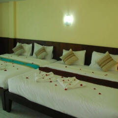 Отель Patong Palm Guesthouse сейф в номере