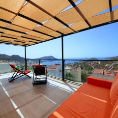 Villa Zeki by Akdenizvillam Турция, Калкан - отзывы, цены и фото номеров - забронировать отель Villa Zeki by Akdenizvillam онлайн балкон