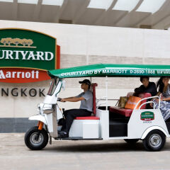 Отель Courtyard By Marriott Бангкок городской автобус