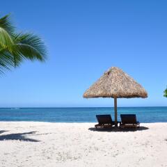 Отель Viwa Island Resort пляж
