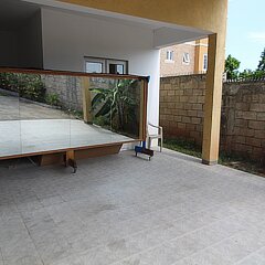 Отель Belleh23 Kingston Creative Guesthouse бассейн фото 2
